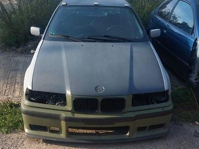 Gebraucht BMW 316 Basis 450 PS (330 kW) 1995 Andere farben Limousine
