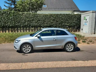 Gebraucht Audi A1 Attraction 122 PS (89 kW) 2011 Grau Kleinwagen