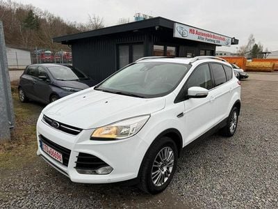 Gebraucht Ford Kuga Titanium 140 PS (102 kW) 2014 Weiß SUV