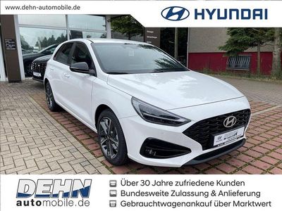 Weiß Gebraucht 2024 Hyundai i30 Advantage Limousine | 20.945 € (Fairer Preis)