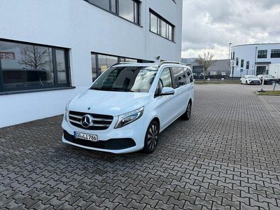 Gebraucht Mercedes V250 Avantgarde Edition 190 PS (139 kW) 2022 Weiß Van / Kleinbus