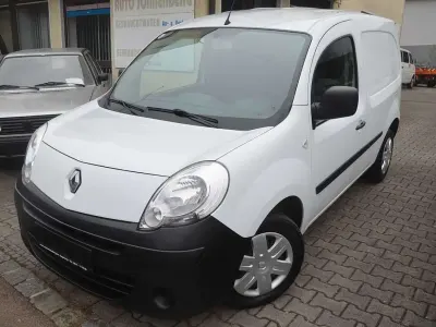 Gebraucht Renault Kangoo Komfort 68 PS (50 kW) 2010 Weiß Van / Kleinbus
