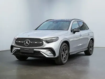 Gebraucht Mercedes GLC200 AMG 204 PS (150 kW) 2026 Silber SUV