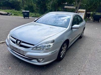Peugeot 607
