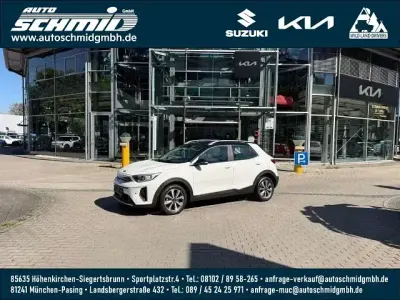 Gebraucht Kia Stonic Vision 101 PS (74 kW) 2021 (bud) schneeweiss/schwarz SUV