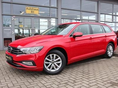 Gebraucht VW Passat Business 122 PS (89 kW) 2022 Rot Kombi