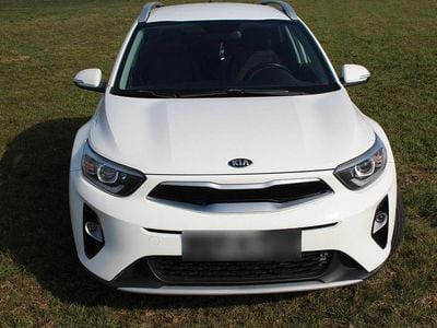 Gebraucht Kia Stonic Spirit 101 PS (74 kW) 2018 Weiß SUV