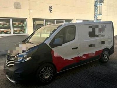 Gebraucht Opel Vivaro 95 PS (69 kW) 2017 Weiß Van / Kleinbus