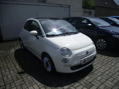 Gebraucht Fiat 500 Lounge 86 PS (63 kW) 2014 Weiß Kleinwagen