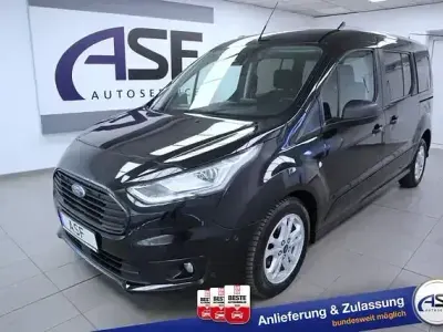 Gebraucht Ford Tourneo Trend 120 PS (88 kW) 2023 Obsidianschwarz meta... Van / Kleinbus