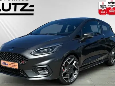 Usata Ford Fiesta ST 200 CV (147 kW) 2020 Grigio Berlina