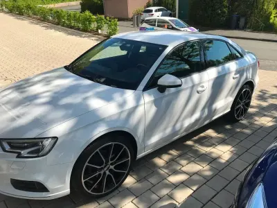 Gebraucht Audi A3 Sport 110 PS (80 kW) 2018 Weiß Limousine