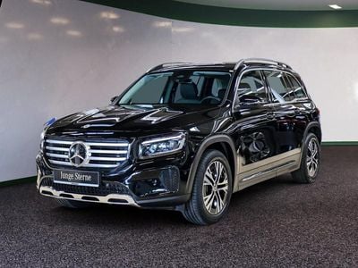 Mercedes GLB220
