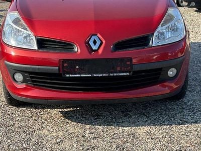 Gebraucht Renault Clio III Expression 55 PS (40 kW) 2006 Rot Limousine