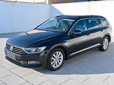 Schwarz Gebraucht 2015 VW Passat Comfortline Limousine | 9.600 € (Guter Preis)