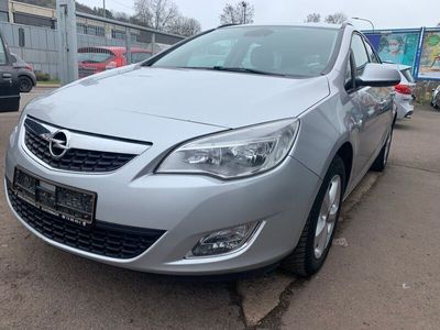 gebraucht Opel Astra Sports Tourer Navi Klima PDC Euro 5