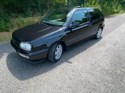 Brugt VW Golf III 75 HK (55 kW) 1997 Sort Sedan