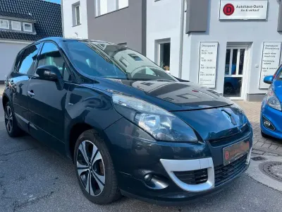 Gebraucht Renault Scénic Bose Edition 131 PS (96 kW) 2011 Schwarz Van / Kleinbus