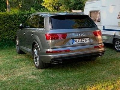 Gebraucht Audi Q7 Ambiente 272 PS (200 kW) 2017 Grau SUV