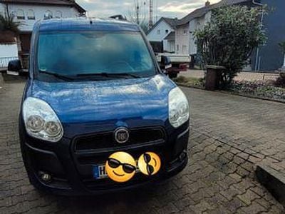 Blau Gebraucht 2013 Fiat Doblò Pop Van / Kleinbus | 7.650 € (Fairer Preis)