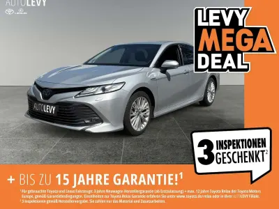 Gebraucht Toyota Camry Luxury 218 PS (160 kW) 2020 Silber Limousine