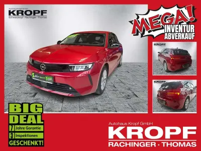 Gebraucht Opel Astra Edition 131 PS (96 kW) 2024 Lackierung peperoncino red/typ Limousine