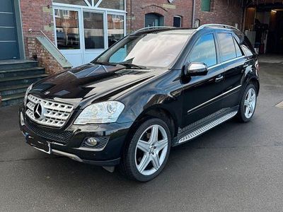 Schwarz Gebraucht 2010 Mercedes ML450 AMG SUV | 9.500 €