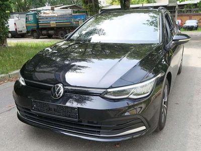 Gebraucht VW Golf VIII Life 131 PS (96 kW) 2022 Schwarz Kombi