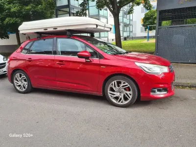 Gebraucht Citroën C4 Exclusive 111 PS (81 kW) 2011 Rot Limousine