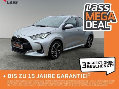 Usata Toyota Yaris Hybrid Comfort 117 CV (86 kW) 2024 Argento Berlina