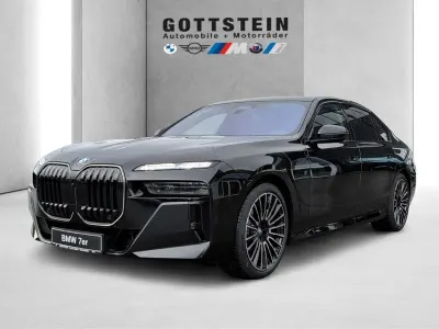 Gebraucht BMW 740 M Sport 286 PS (210 kW) 2025 Black sapphire Limousine