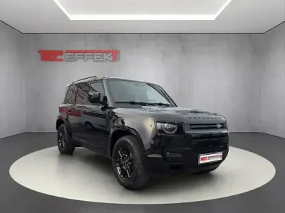Gebraucht Land Rover Defender SE Dynamic 412 PS (303 kW) 2023 Andere Limousine