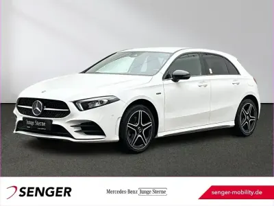 Używany Mercedes A250 AMG 160 KM (117 kW) 2021 Biały Sedan/Limuzyna