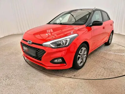 Używany Hyundai i20 101 KM (74 kW) 2020 Czerwony Hatchback