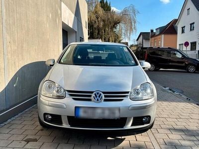 VW Golf V