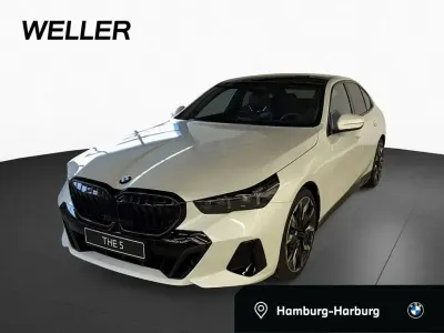 Neu BMW 540 Comfort Edition 303 PS (222 kW) 2026 Mineralweiß (weiß) Limousine