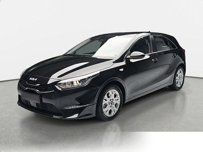 Metallic Gebraucht 2024 Kia Ceed Vision Kleinwagen | 23.340 € (Fairer Preis)
