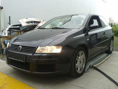 Schwarz Gebraucht 2004 Fiat Stilo Abarth Limousine | 3.500 € (Etwas zu teuer)