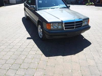Second-hand Mercedes 190 122 CP (89 kW) 1992 Gri Berlinǎ