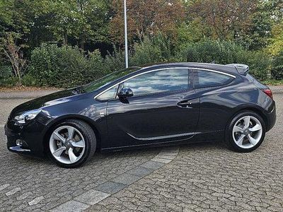 Opel Astra GTC