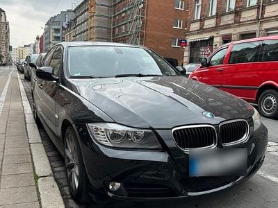 Gebraucht BMW 318 186 PS (136 kW) 2008 Schwarz Limousine