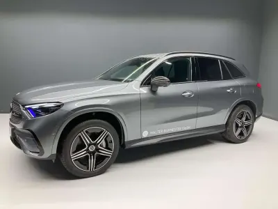 Gebraucht Mercedes GLC300e Night 313 PS (230 kW) 2023 Grau SUV
