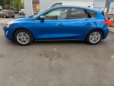 Usata Ford Focus Titanium 125 CV (91 kW) 2019 Blu Berlina