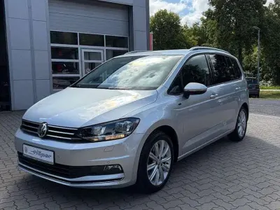 Gebraucht VW Touran Join 150 PS (110 kW) 2018 Reflexsilber Van / Kleinbus