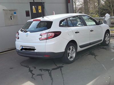 Gebraucht Renault Mégane GrandTour 110 PS (80 kW) 2010 Weiß Kombi