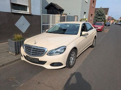 Usata Mercedes E200 136 CV (100 kW) 2015 Beige Berlina