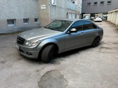Gebraucht Mercedes C200 184 PS (135 kW) 2007 Grau Limousine