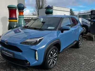 Gebraucht Toyota Yaris Cross Team 92 PS (67 kW) 2022 Blau SUV