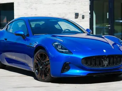 Neu Maserati Granturismo 559 kW (761 PS) 2026 Blau Coupé
