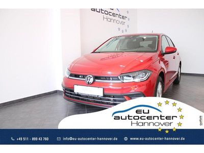 Kings red metallic (metallic) Gebraucht 2022 VW Polo Style Limousine | 17.300 € (Fairer Preis)